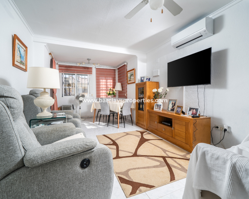 Resale - Detached - Urb. La Marina