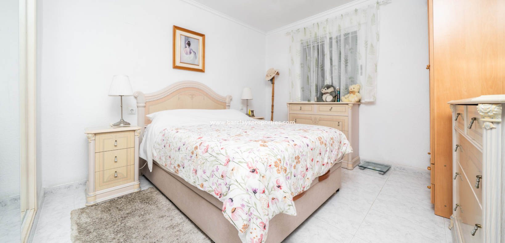 Resale - Detached - Urb. La Marina