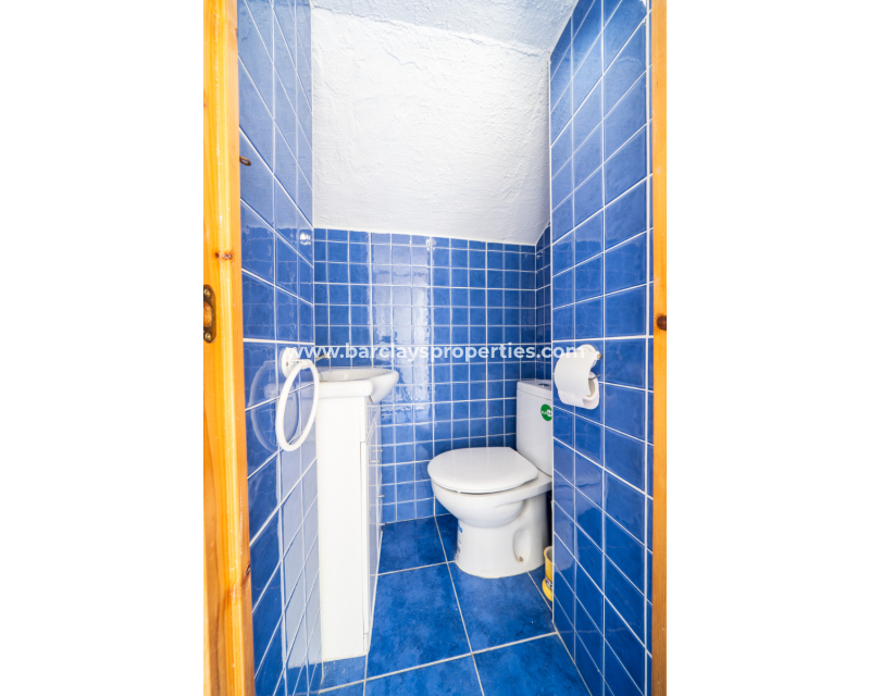 Resale - Detached - Urb. La Marina