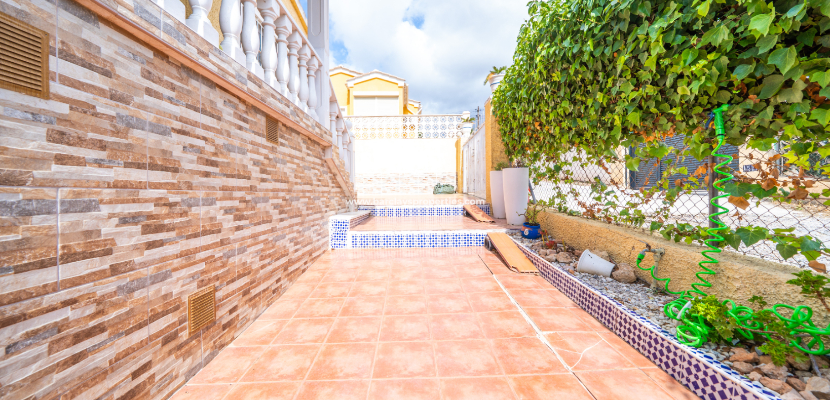 Resale - Detached - Urb. La Marina