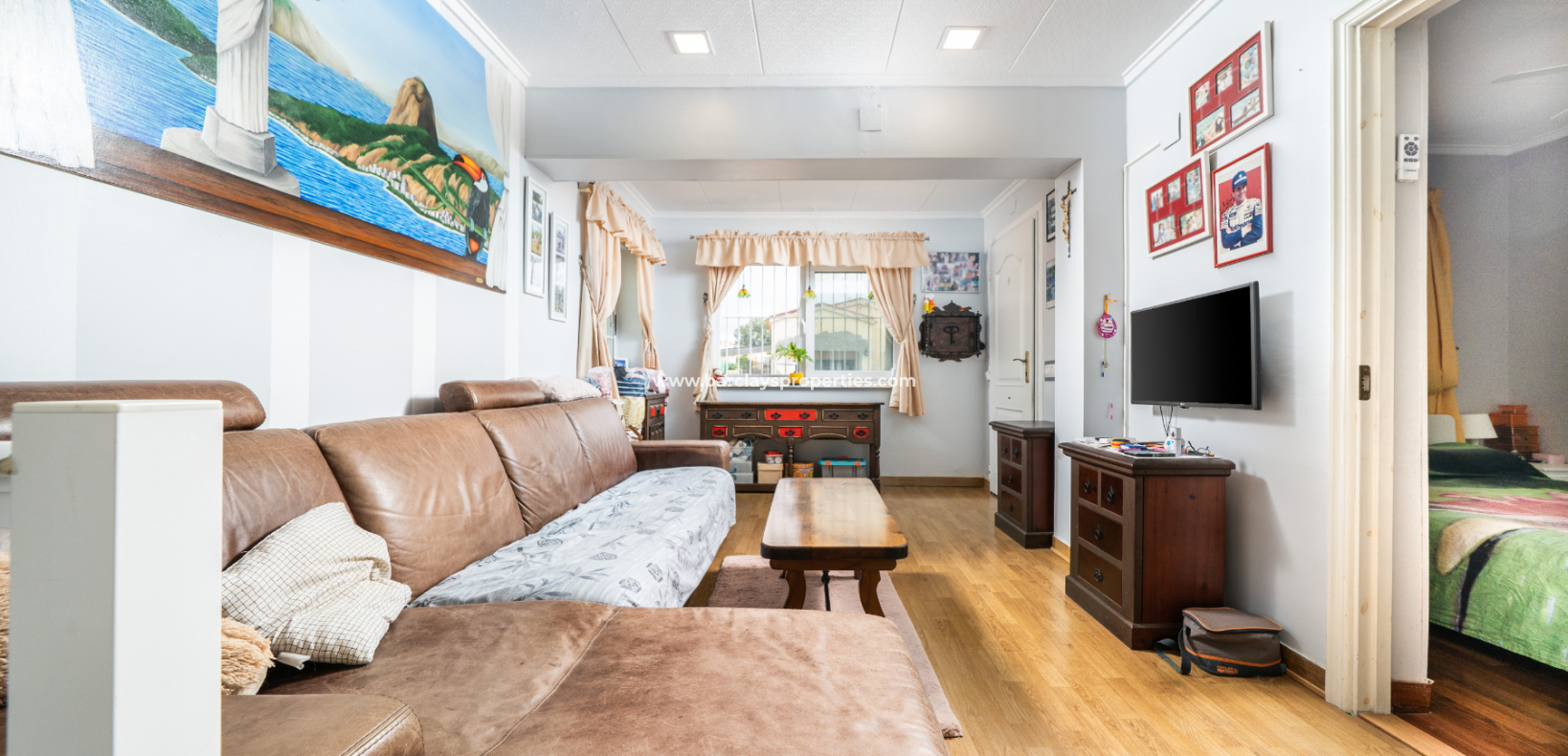 Resale - Detached - Urb. La Marina