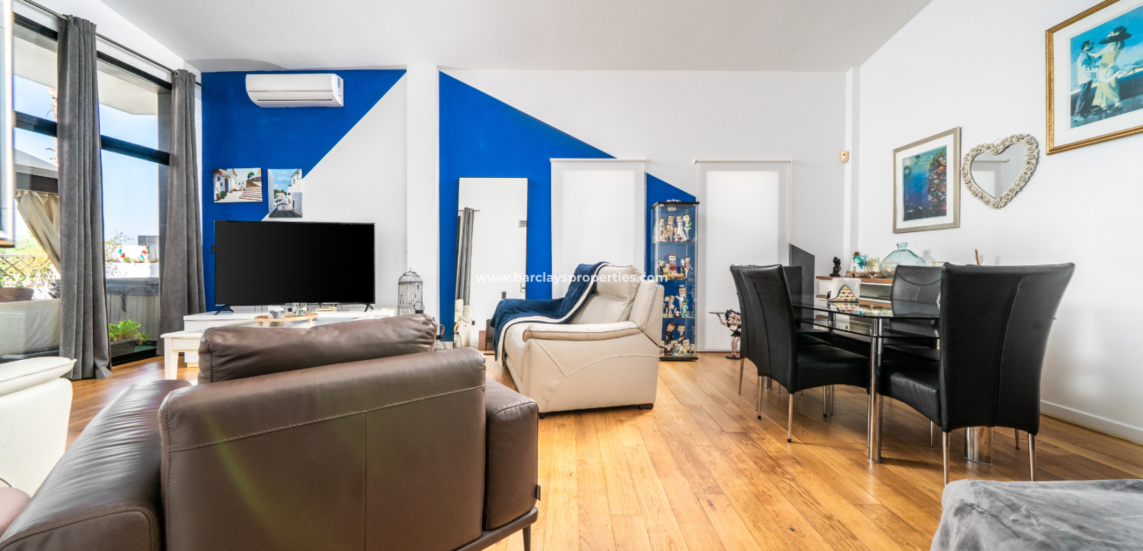 Resale - Detached - Urb. La Marina