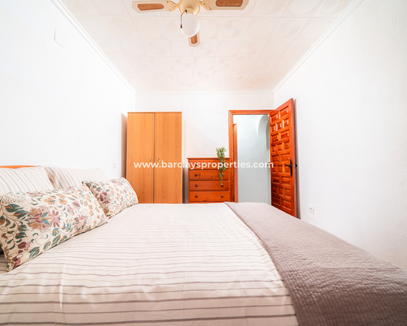 Resale - Detached - Urb. La Marina