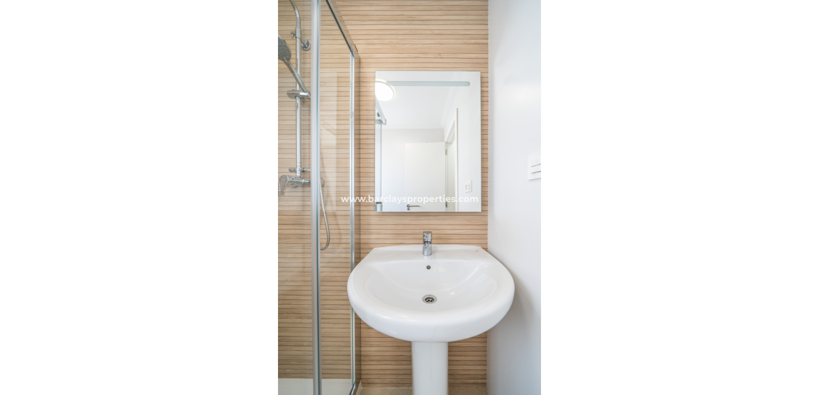 Resale - Detached - Urb. La Marina