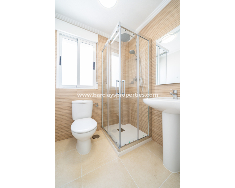 Resale - Detached - Urb. La Marina