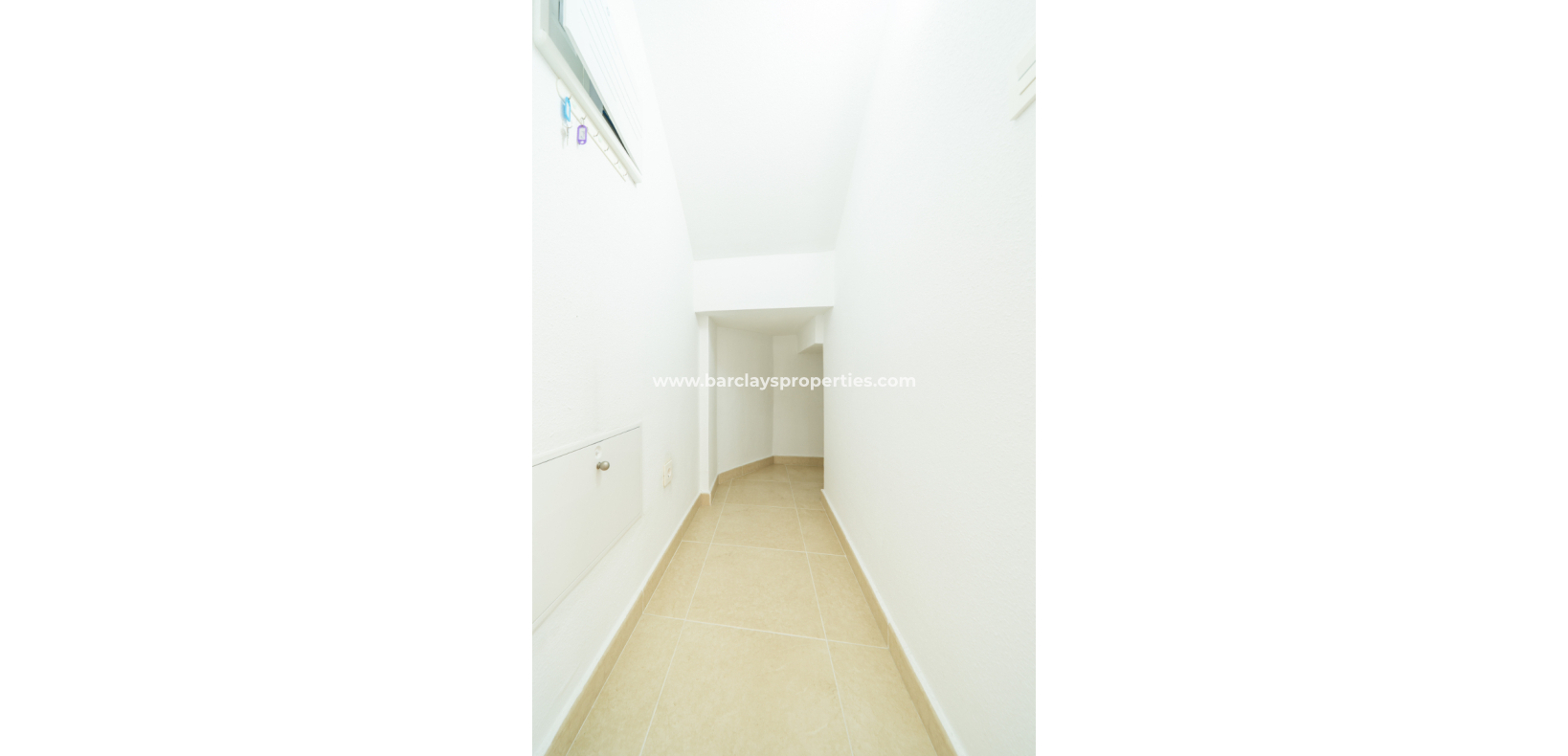 Resale - Detached - Urb. La Marina
