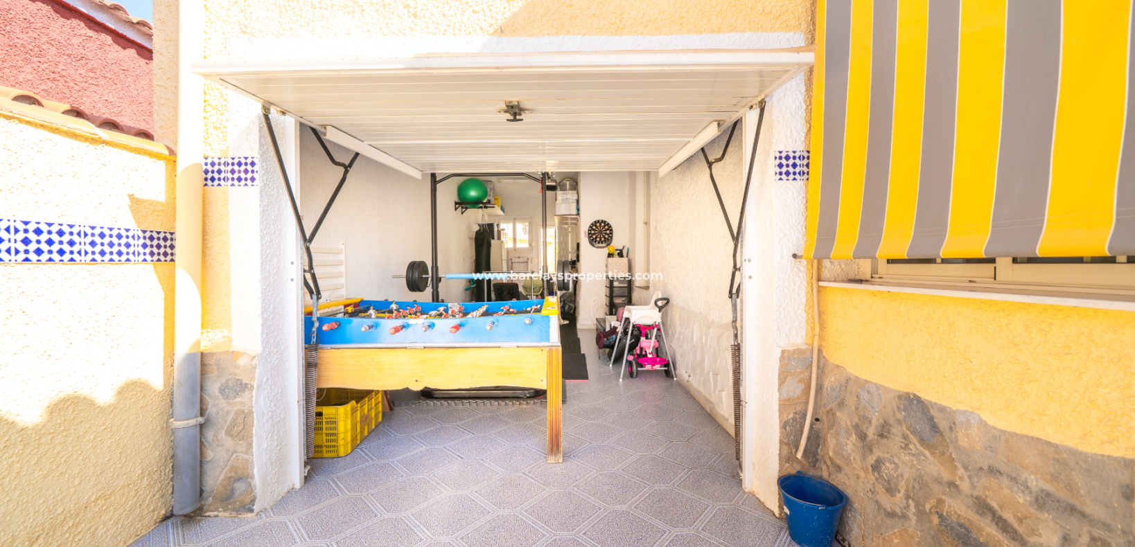 Resale - Detached - Urb. La Marina