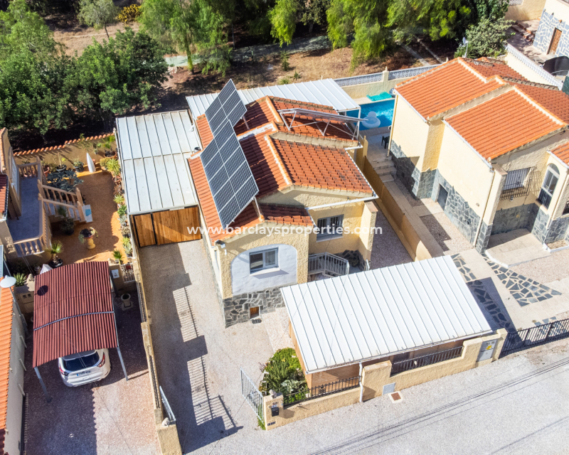 Resale - Detached - Urb. La Marina