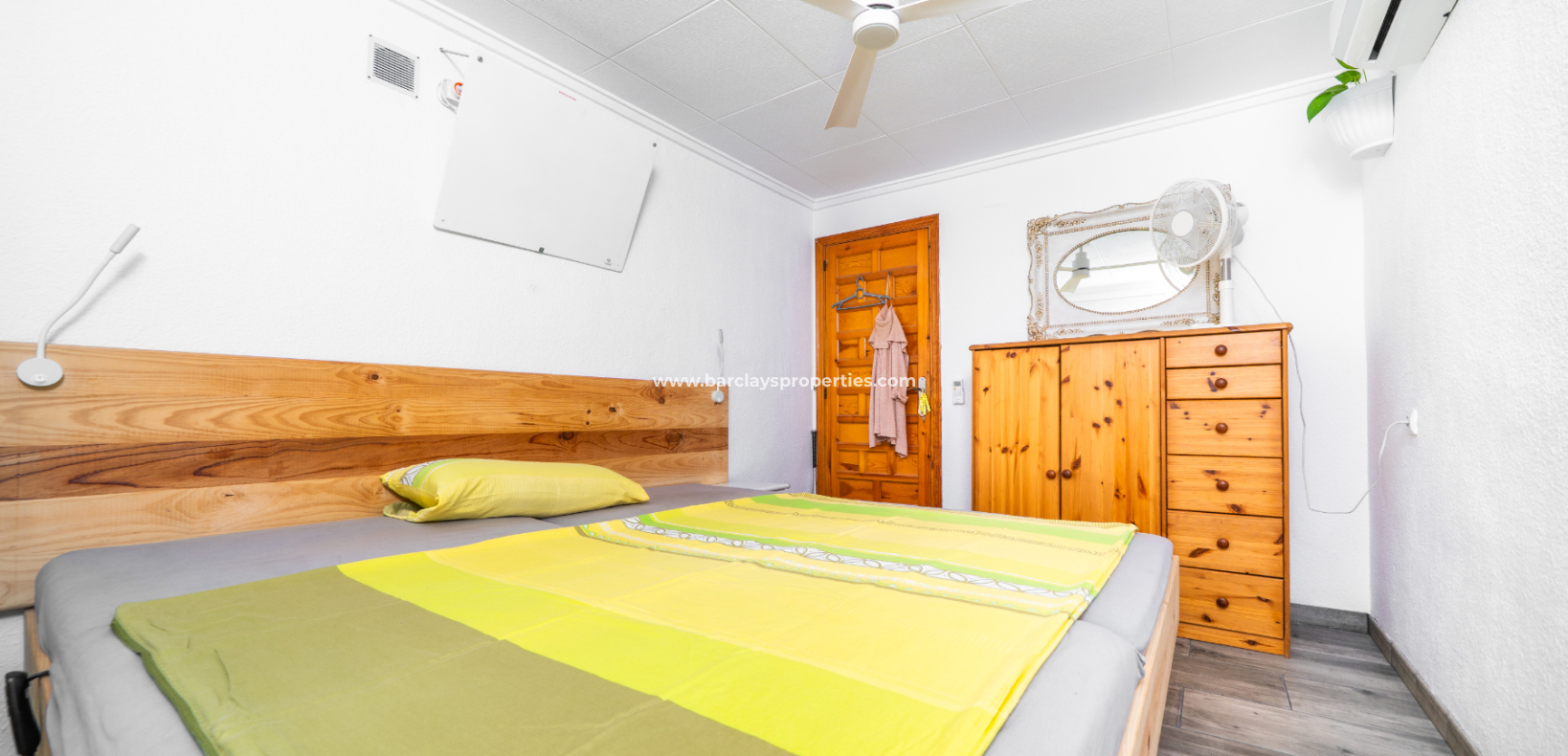 Resale - Detached - Urb. La Marina