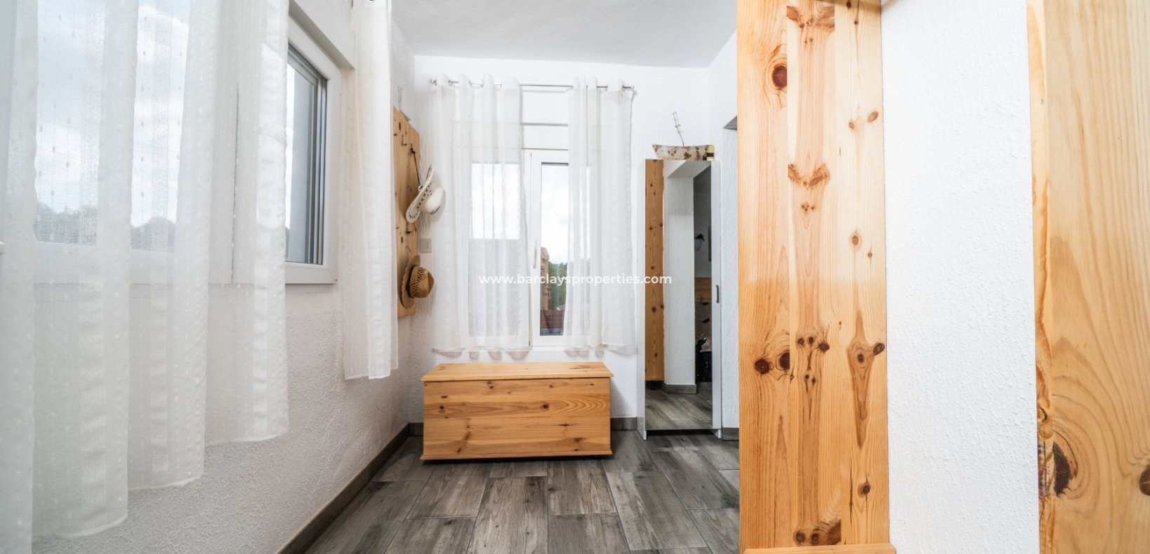 Resale - Detached - Urb. La Marina