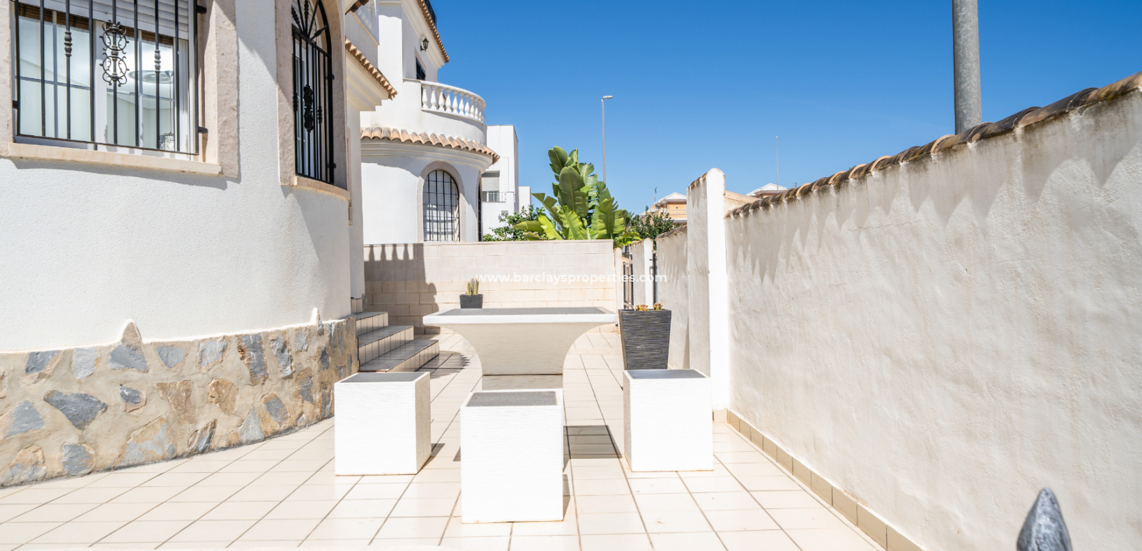 Resale - Detached - Urb. La Marina