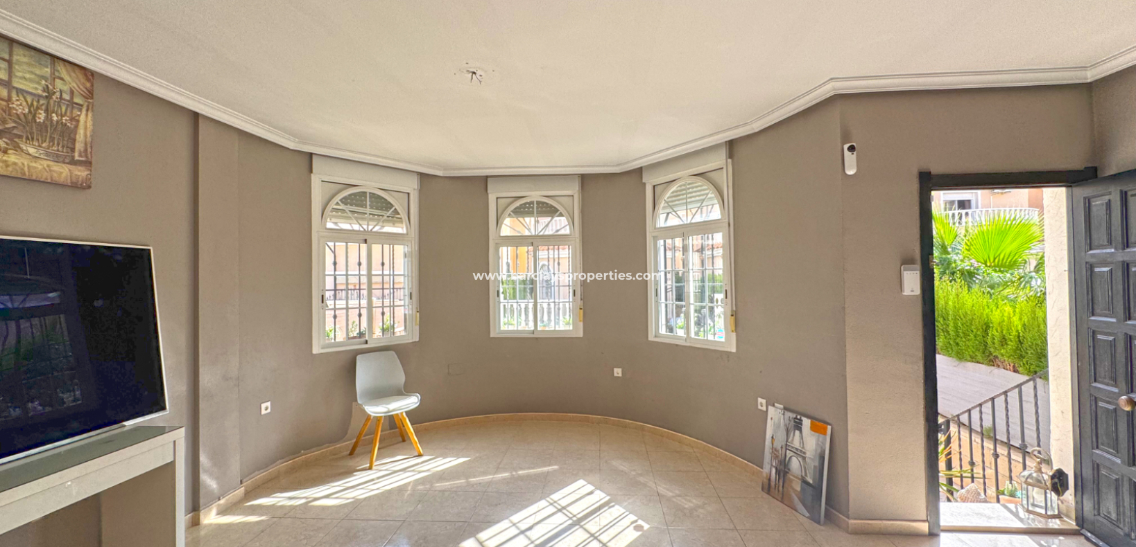 Resale - Detached - Urb. La Marina