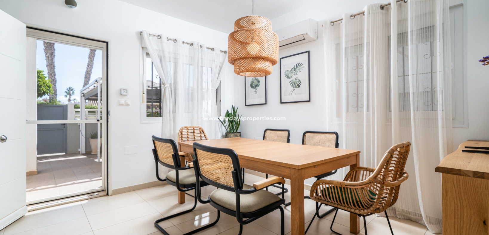 Resale - Detached - Urb. La Marina