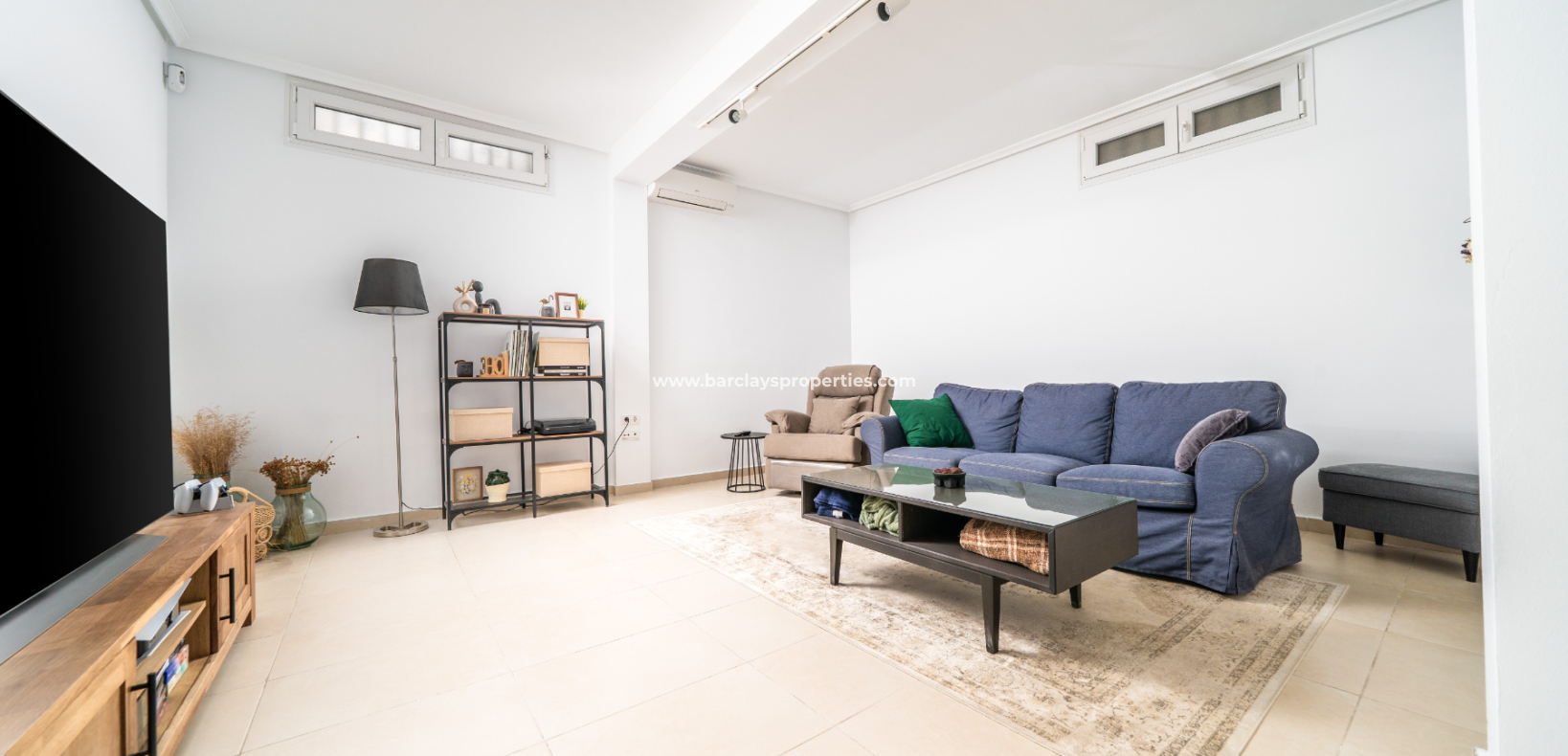 Resale - Detached - Urb. La Marina