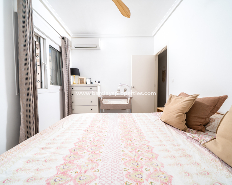 Resale - Detached - Urb. La Marina