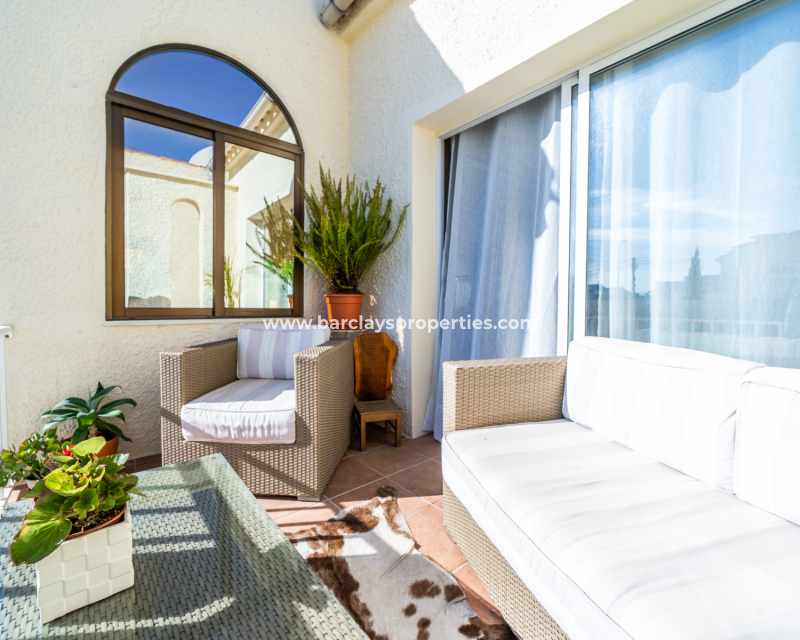 Resale - Detached - Urb. La Marina