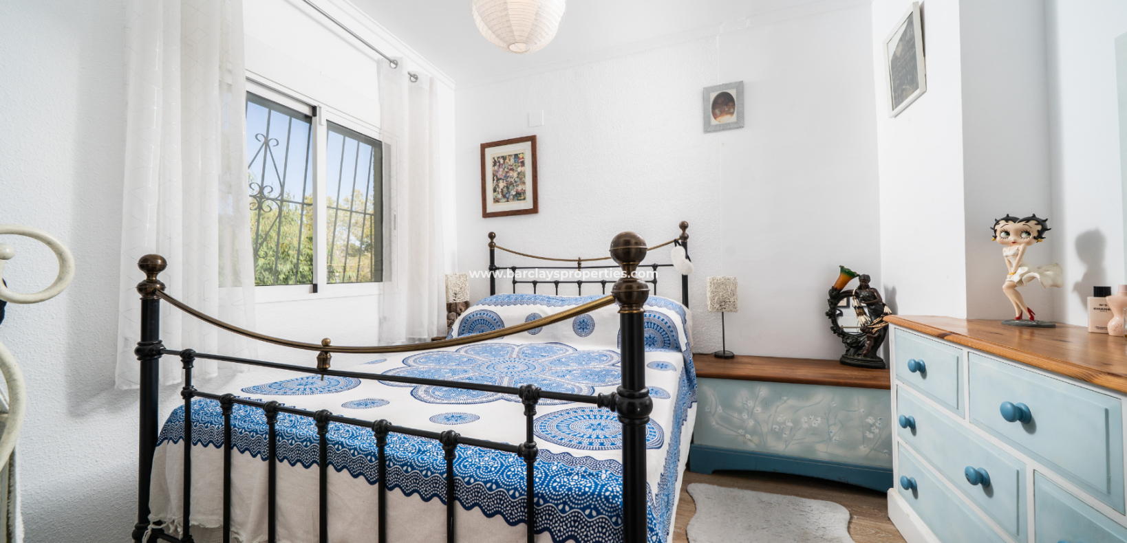 Resale - Detached - Urb. La Marina