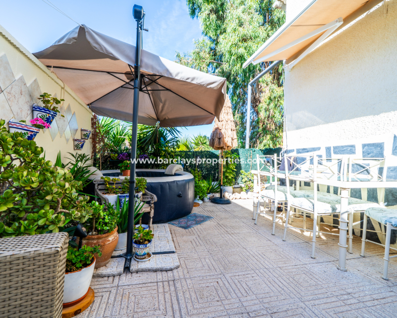 Resale - Detached - Urb. La Marina