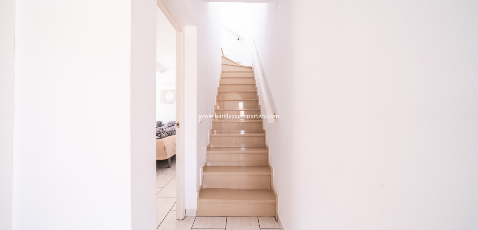 Resale - Detached - Urb. La Marina