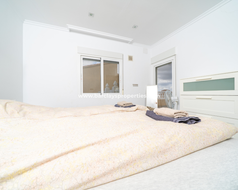 Resale - Detached - Urb. La Marina