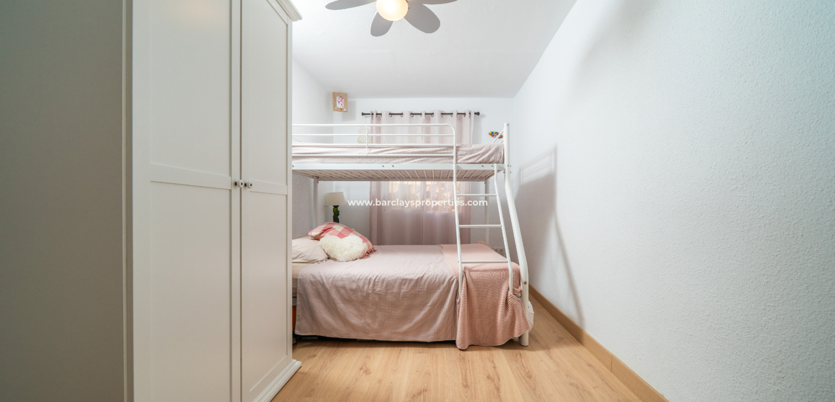 Resale - Detached - Urb. La Marina