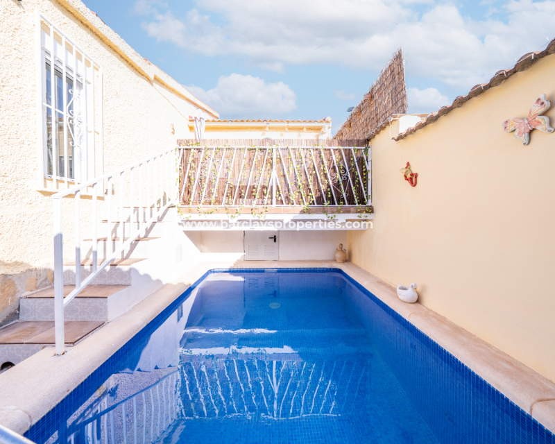 Resale - Detached - Urb. La Marina