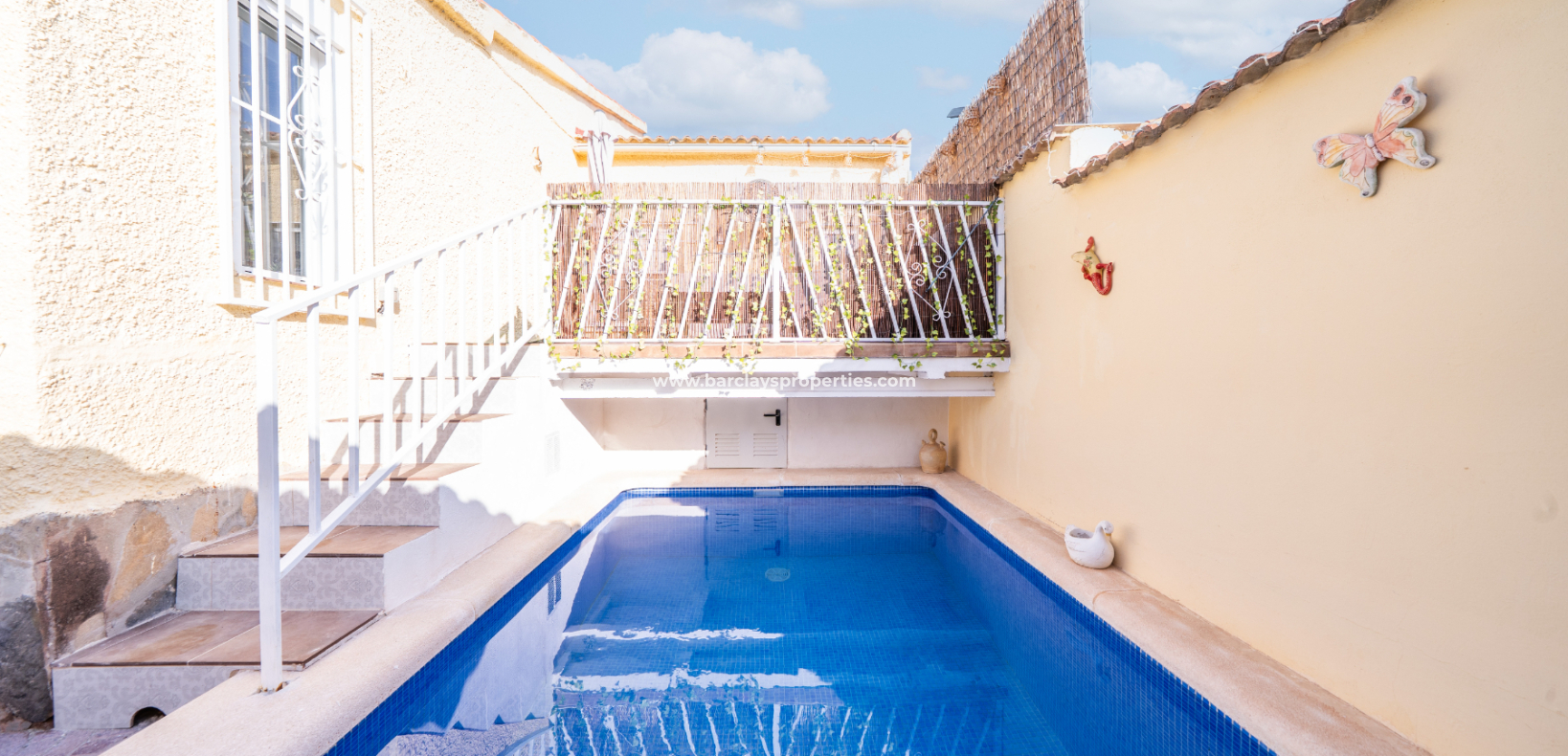 Resale - Detached - Urb. La Marina