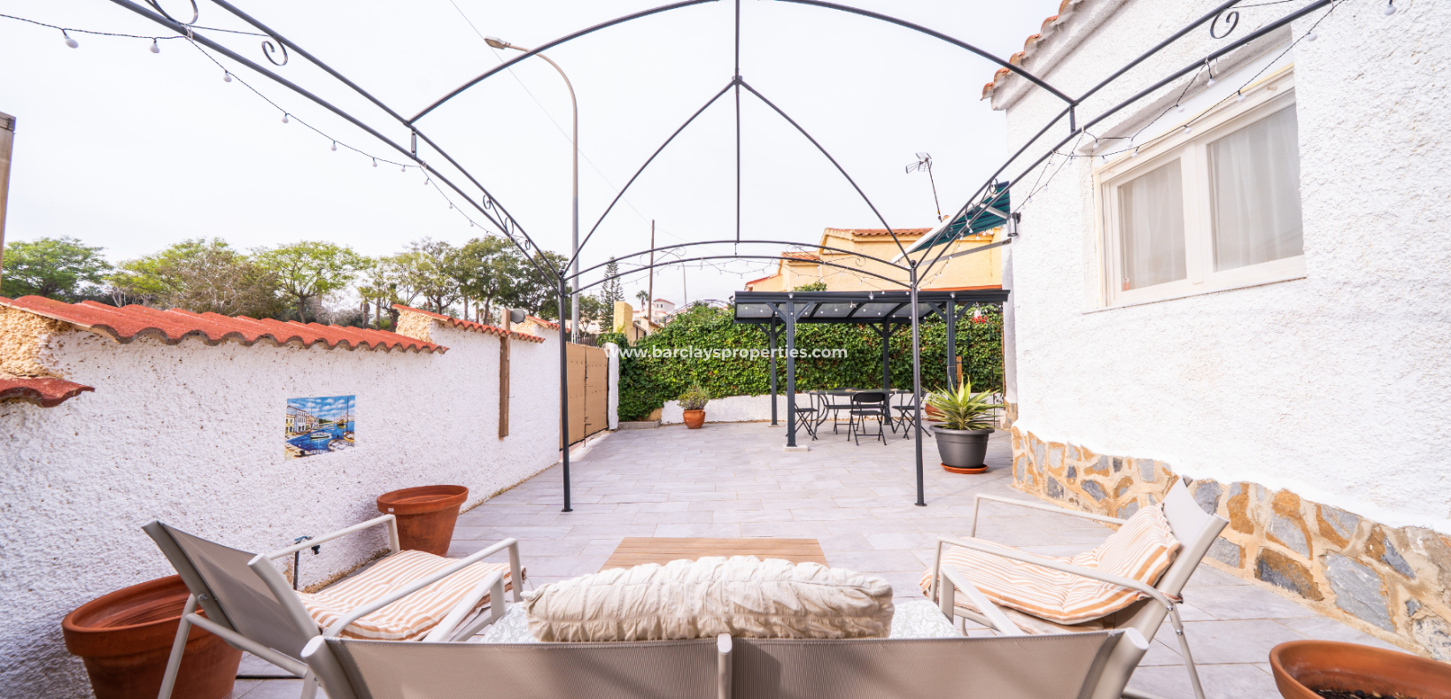 Resale - Detached - Urb. La Marina