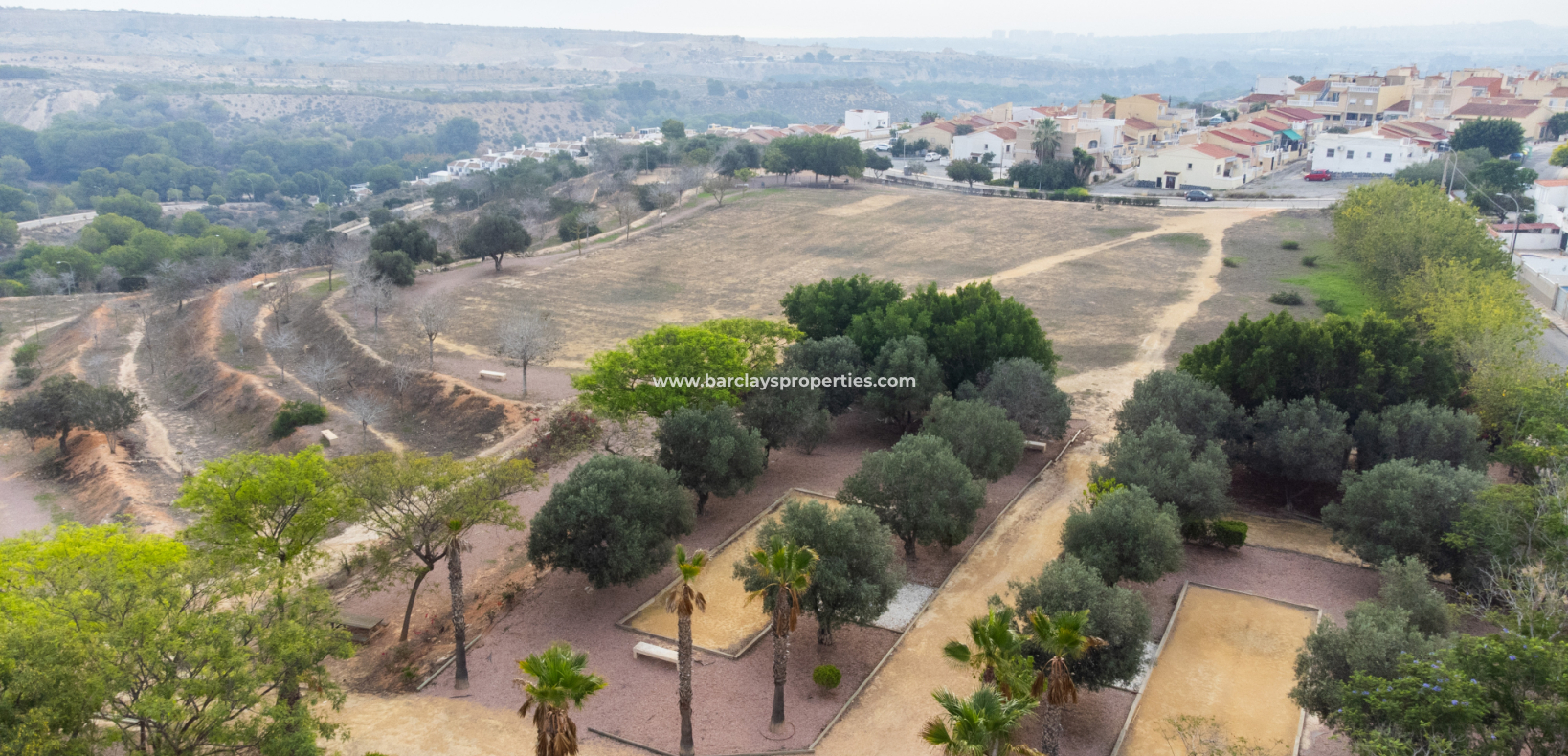 Resale - Detached - Urb. La Marina