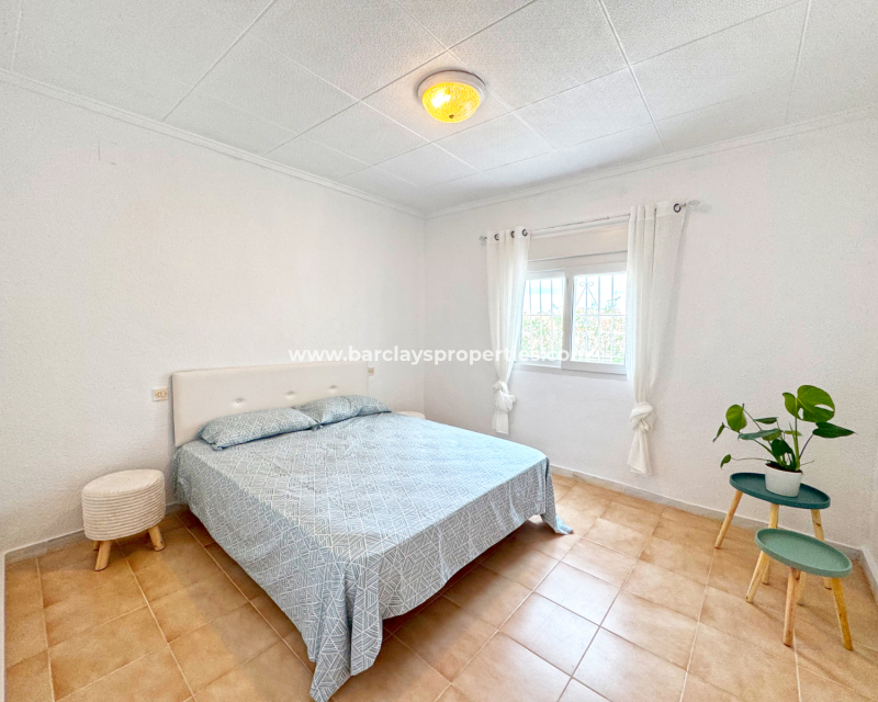 Resale - Detached - Urb. La Marina