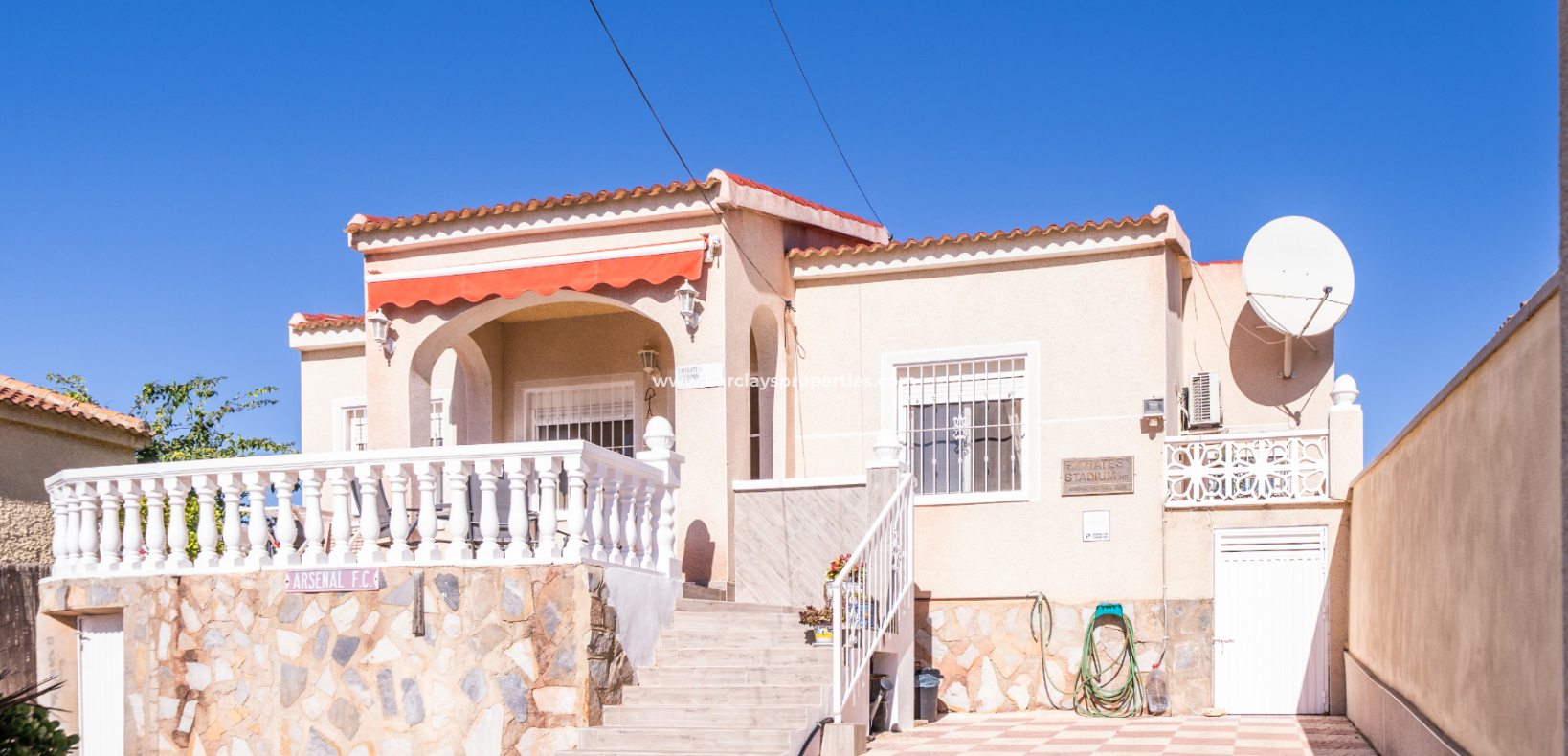 Resale - Detached - Urb. La Marina