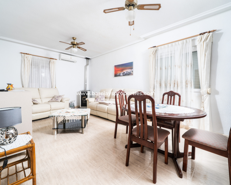 Resale - Detached - Urb. La Marina