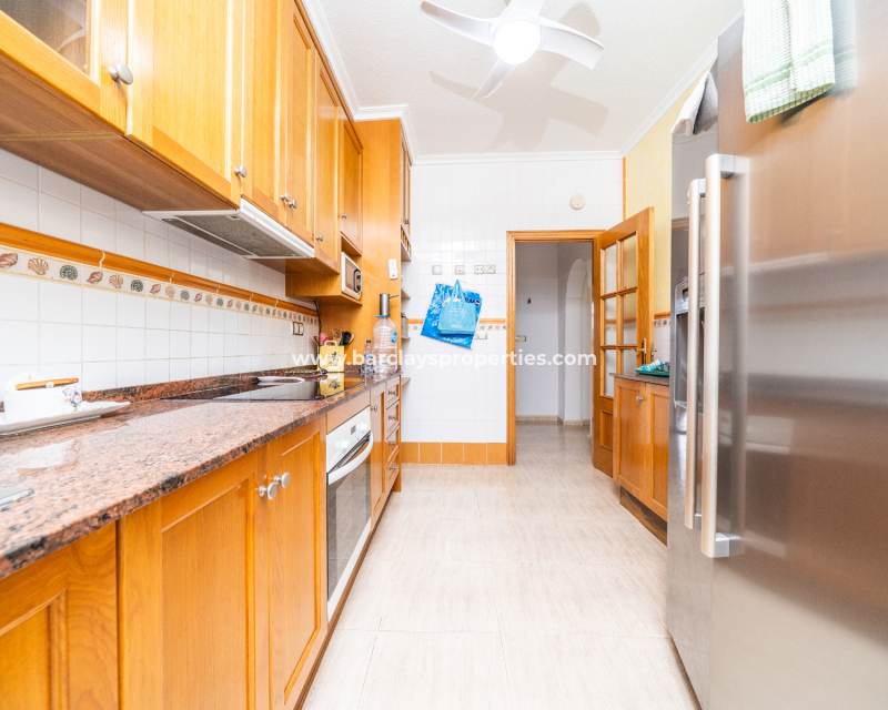 Resale - Detached - Urb. La Marina