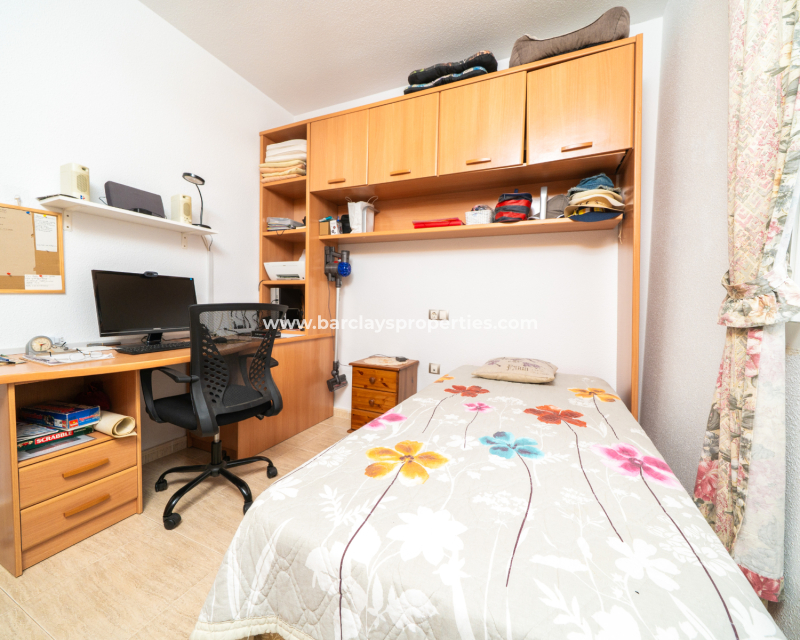 Resale - Detached - Urb. La Marina