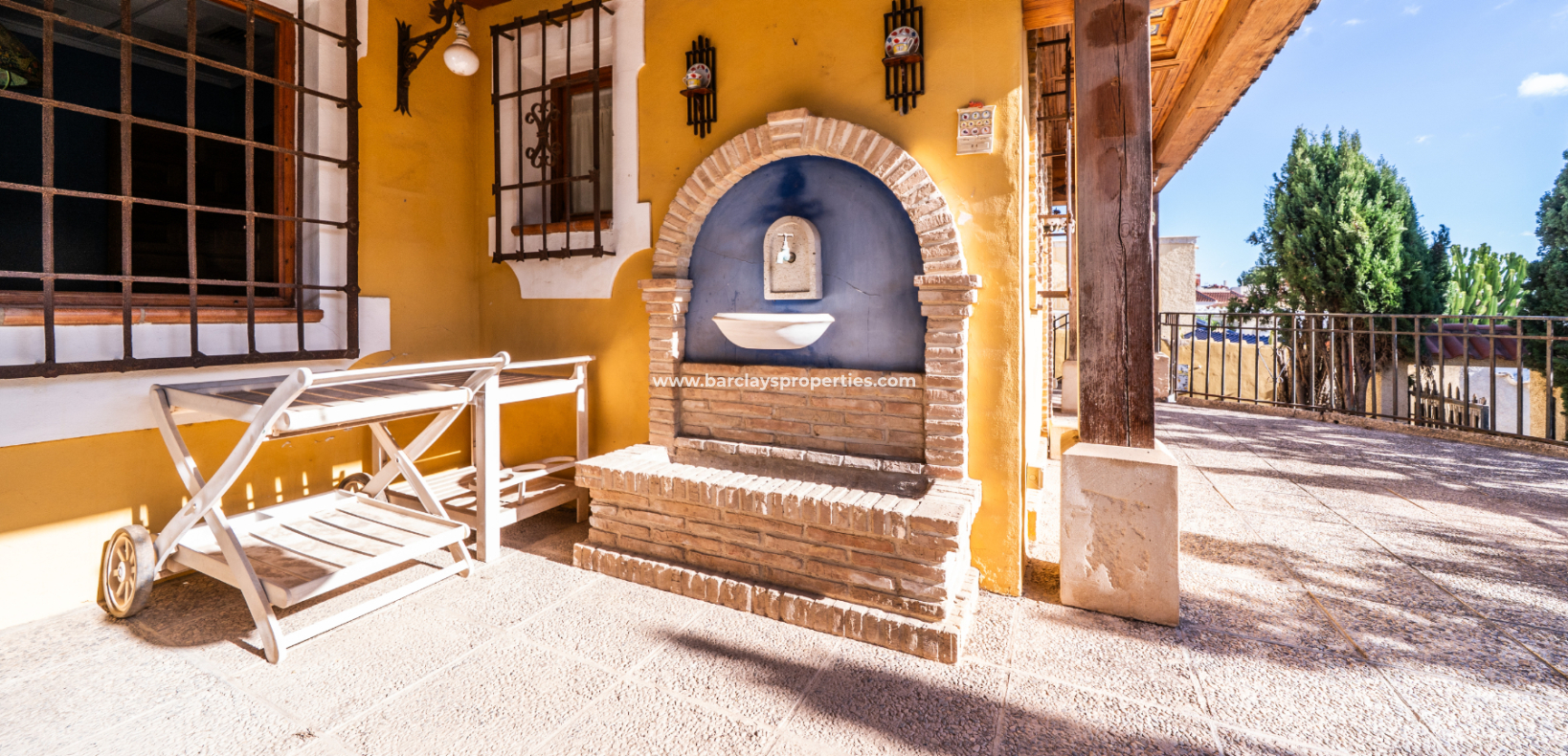 Resale - Detached - Urb. La Marina