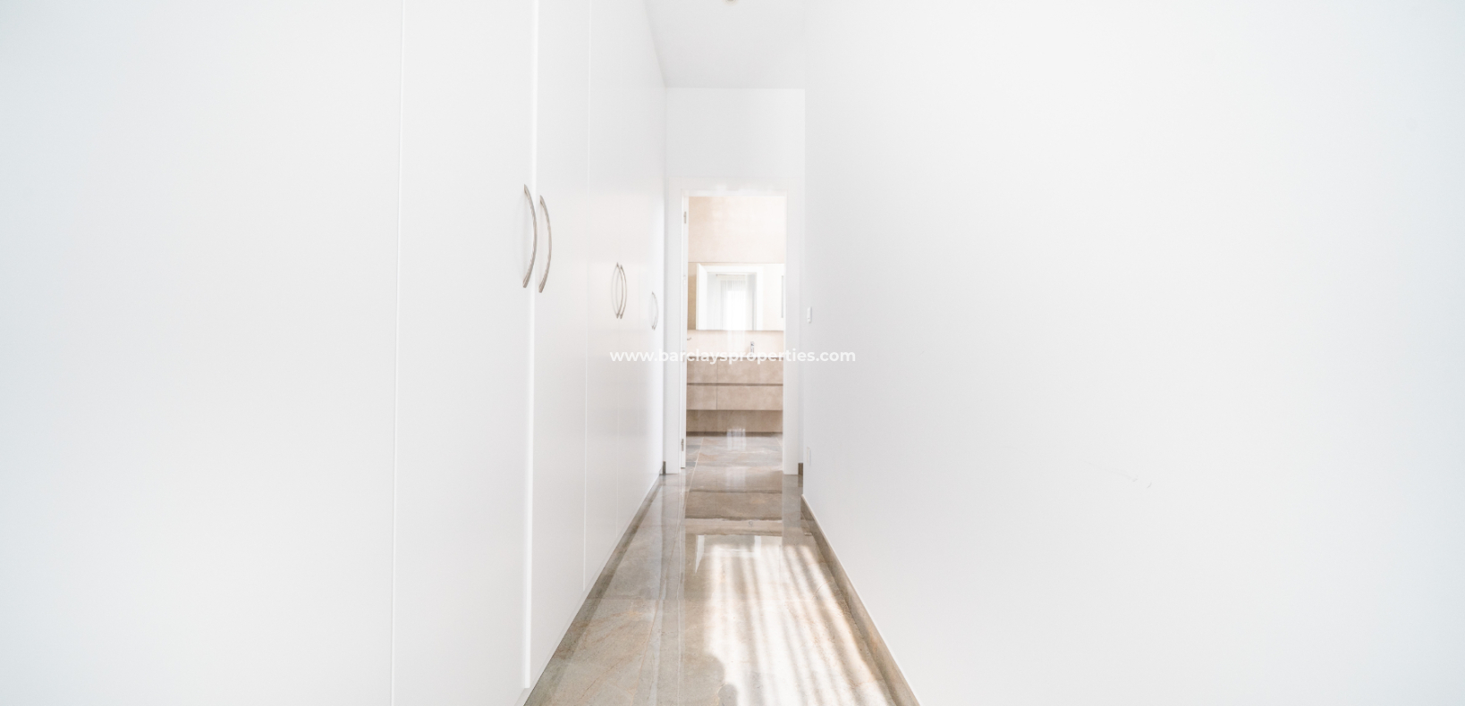 Resale - Detached - Urb. La Marina