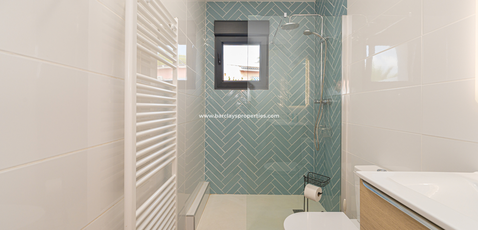 Resale - Detached - Urb. La Marina