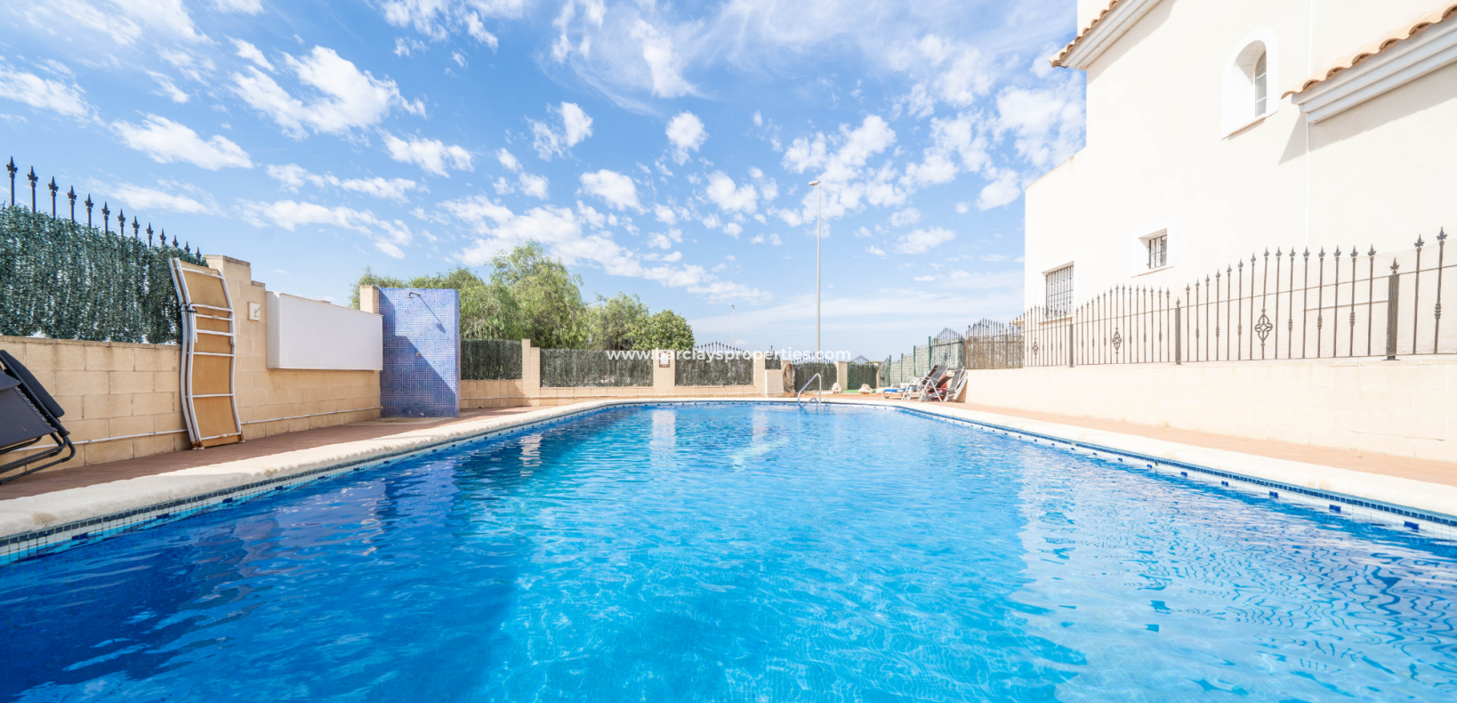 Resale - Detached - Urb. La Marina