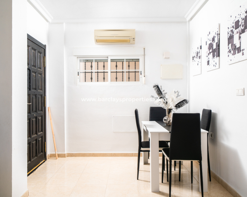 Resale - Detached - Urb. La Marina