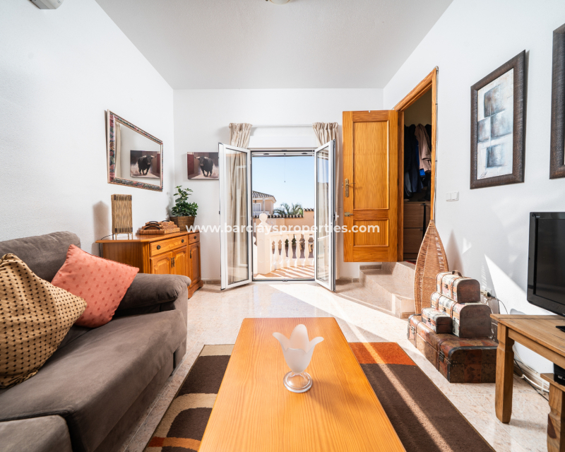 Resale - Detached - Urb. La Marina