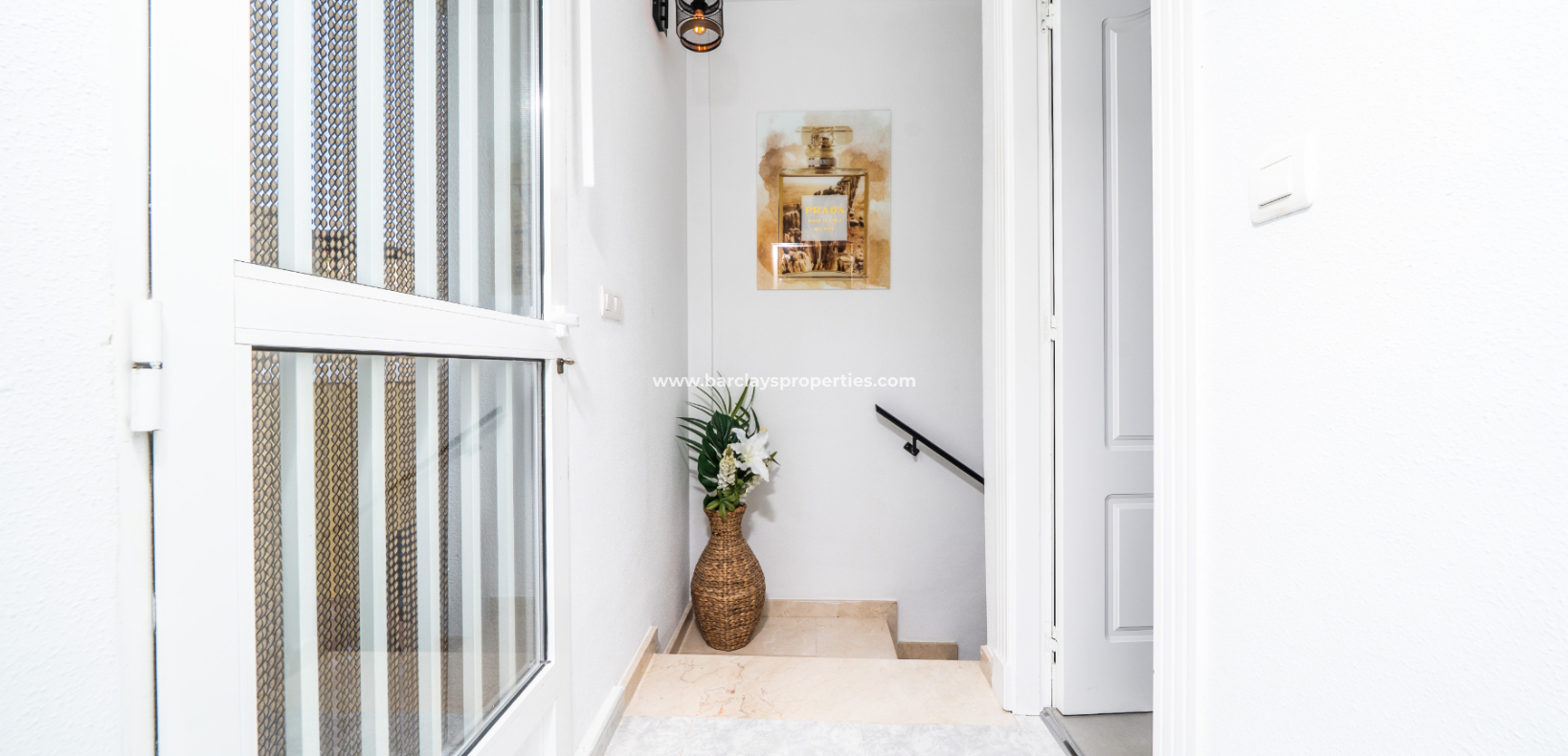 Resale - Detached - Urb. La Marina