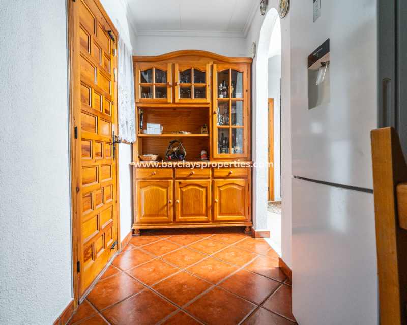 Resale - Detached - Urb. La Marina