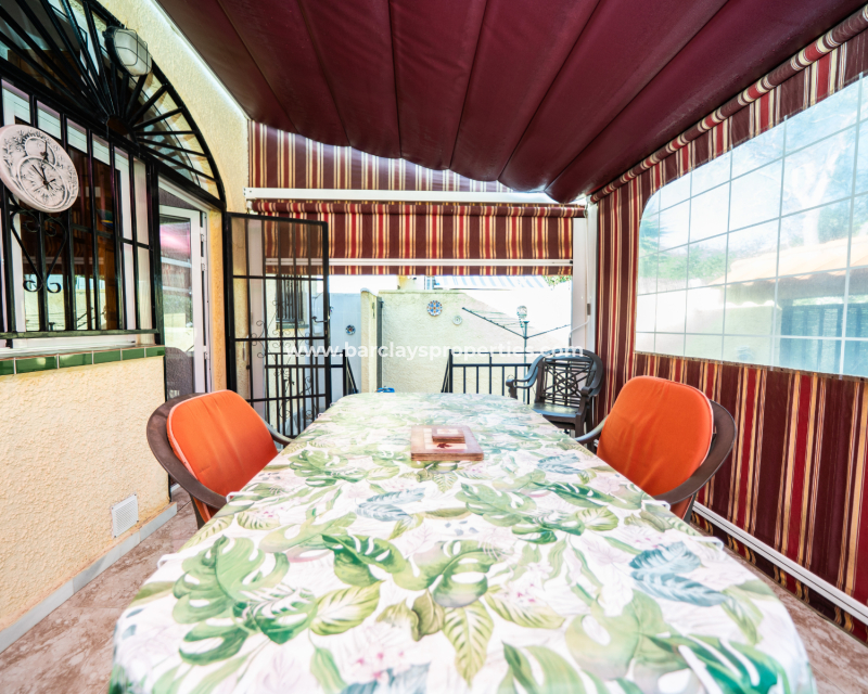 Resale - Detached - Urb. La Marina