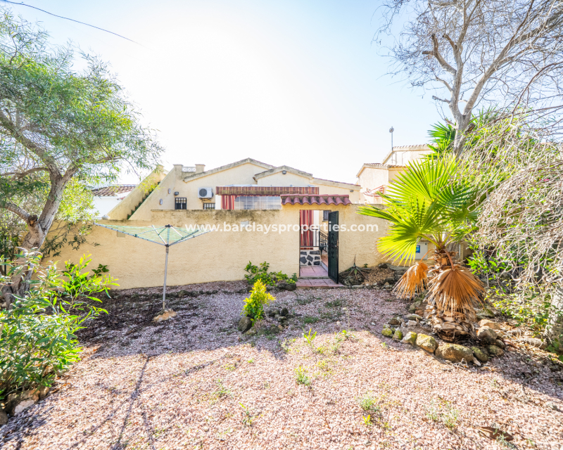 Resale - Detached - Urb. La Marina