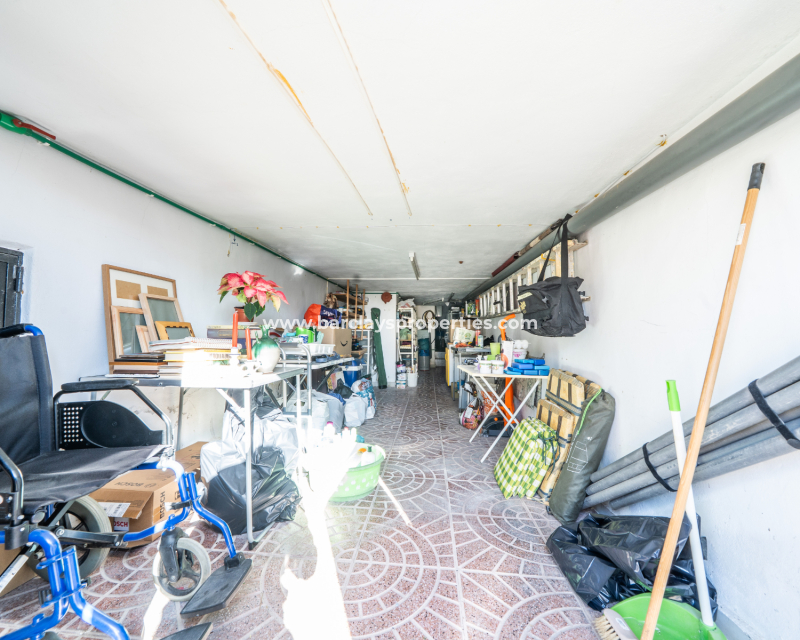 Resale - Detached - Urb. La Marina