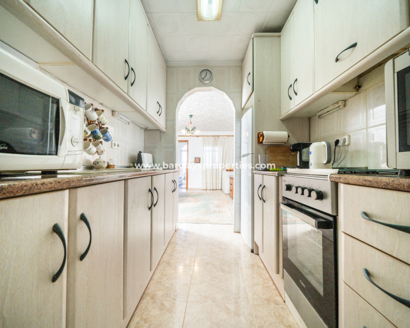 Resale - Detached - Urb. La Marina