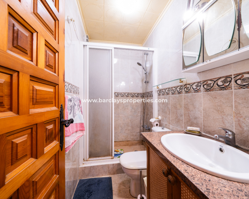 Resale - Detached - Urb. La Marina