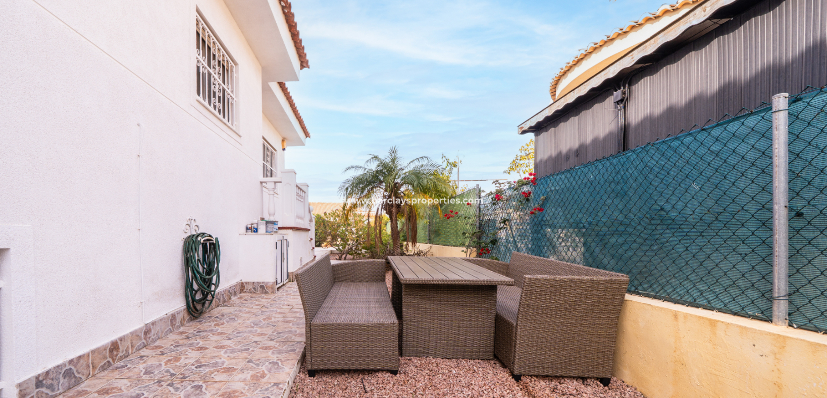 Resale - Detached - Urb. La Marina