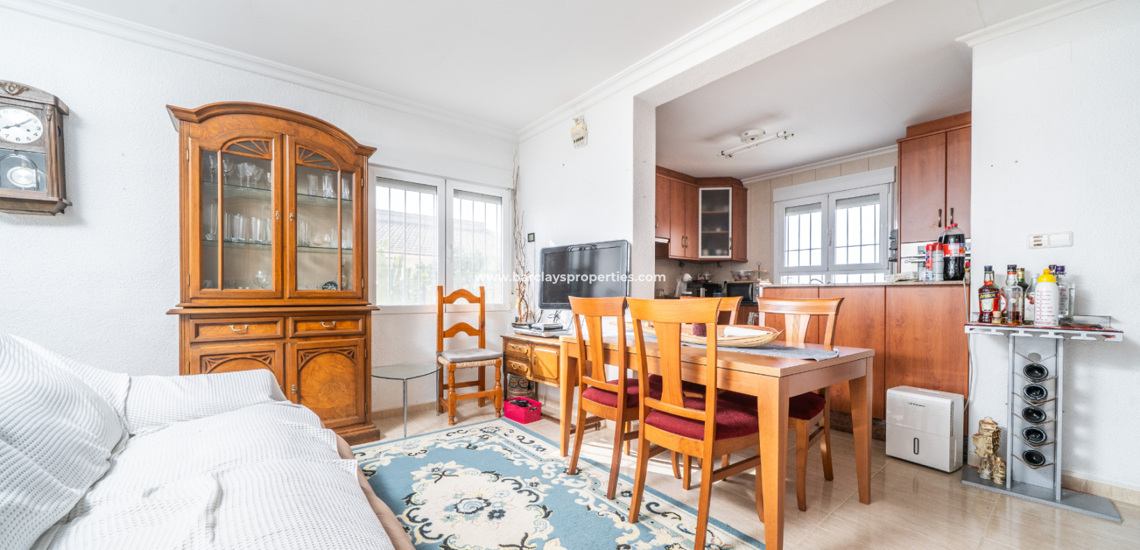 Resale - Detached - Urb. La Marina