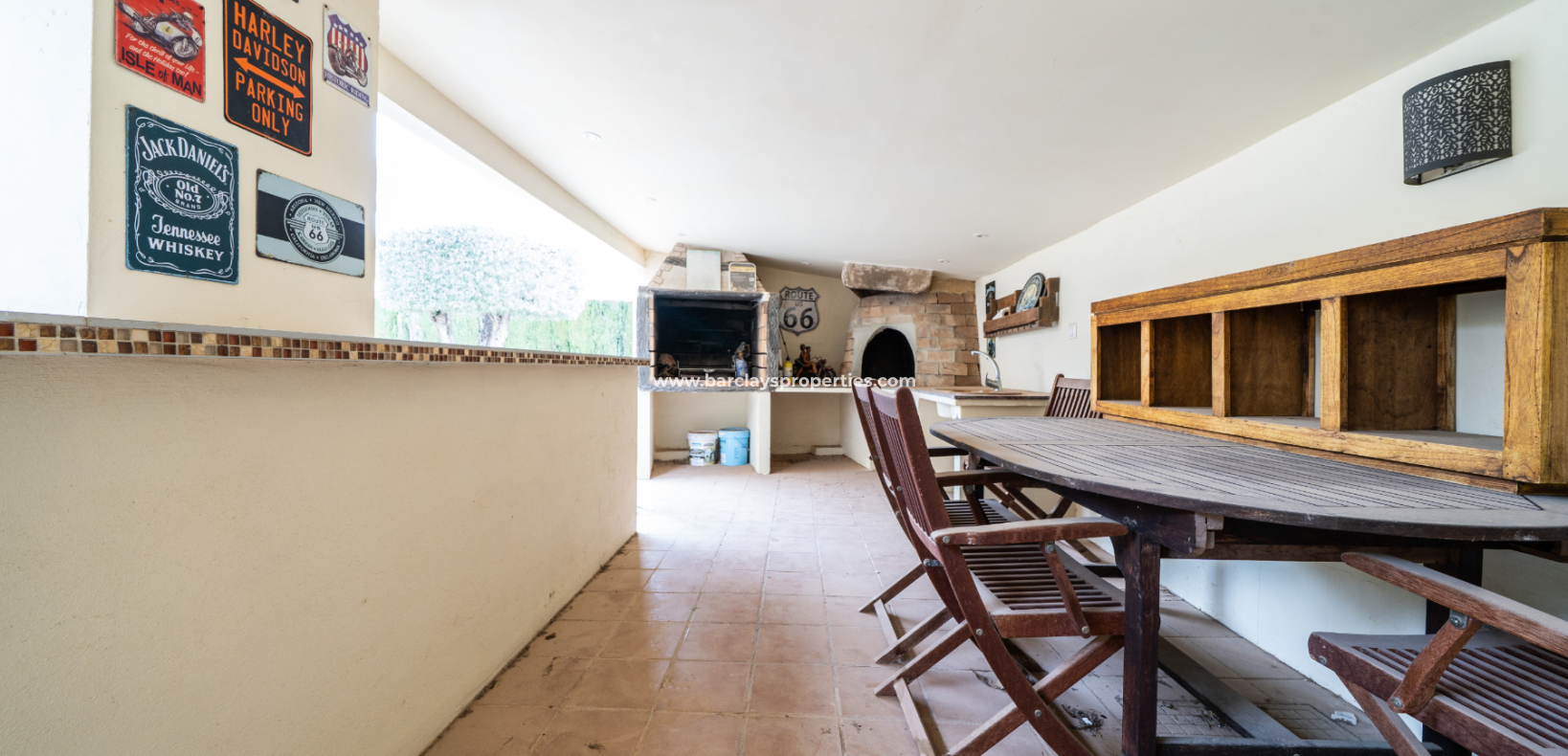 Resale - Detached - Urb. La Marina